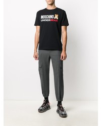 schwarzes bedrucktes T-Shirt mit einem Rundhalsausschnitt von Moschino