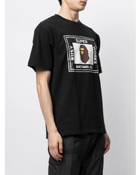 schwarzes bedrucktes T-Shirt mit einem Rundhalsausschnitt von A Bathing Ape