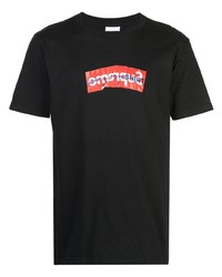 schwarzes bedrucktes T-Shirt mit einem Rundhalsausschnitt von Supreme