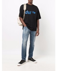 schwarzes bedrucktes T-Shirt mit einem Rundhalsausschnitt von Diesel