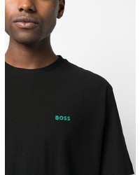 schwarzes bedrucktes T-Shirt mit einem Rundhalsausschnitt von BOSS