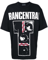 schwarzes bedrucktes T-Shirt mit einem Rundhalsausschnitt