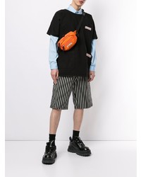 schwarzes bedrucktes T-Shirt mit einem Rundhalsausschnitt von Raf Simons