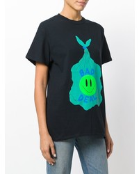 schwarzes bedrucktes T-Shirt mit einem Rundhalsausschnitt von Bad Deal