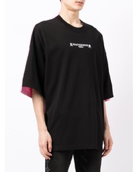 schwarzes bedrucktes T-Shirt mit einem Rundhalsausschnitt von Mastermind World