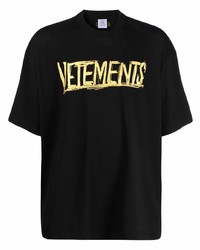 schwarzes bedrucktes T-Shirt mit einem Rundhalsausschnitt von Vetements