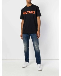 schwarzes bedrucktes T-Shirt mit einem Rundhalsausschnitt von Diesel