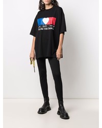 schwarzes bedrucktes T-Shirt mit einem Rundhalsausschnitt von Vetements