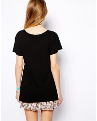 schwarzes bedrucktes T-Shirt mit einem Rundhalsausschnitt von Wildfox Couture