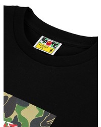 schwarzes bedrucktes T-Shirt mit einem Rundhalsausschnitt von A Bathing Ape