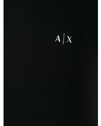 schwarzes bedrucktes T-Shirt mit einem V-Ausschnitt von Armani Exchange