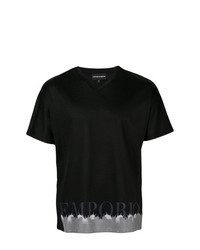 schwarzes bedrucktes T-Shirt mit einem V-Ausschnitt von Emporio Armani
