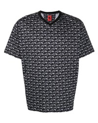 schwarzes bedrucktes T-Shirt mit einem V-Ausschnitt von Ferrari