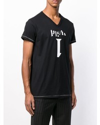 schwarzes bedrucktes T-Shirt mit einem V-Ausschnitt von Ann Demeulemeester