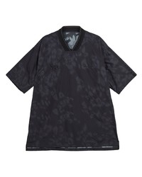 schwarzes bedrucktes T-Shirt mit einem V-Ausschnitt von Y-3