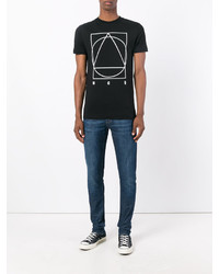 schwarzes bedrucktes T-shirt von McQ