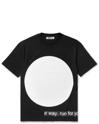 schwarzes bedrucktes T-shirt von McQ