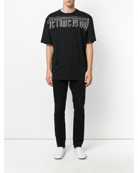 schwarzes bedrucktes T-shirt von Marcelo Burlon County of Milan