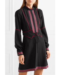 schwarzes besticktes gerade geschnittenes Kleid von Anna Sui