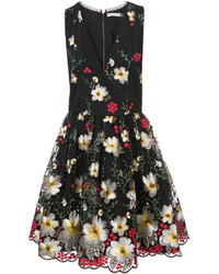 schwarzes besticktes Kleid von Alice + Olivia