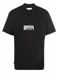 schwarzes besticktes T-Shirt mit einem Rundhalsausschnitt von Bonsai