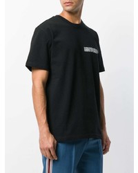 schwarzes besticktes T-Shirt mit einem Rundhalsausschnitt von Calvin Klein 205W39nyc