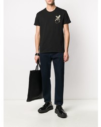 schwarzes besticktes T-Shirt mit einem Rundhalsausschnitt von Alexander McQueen