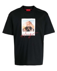 schwarzes besticktes T-Shirt mit einem Rundhalsausschnitt von Hugo
