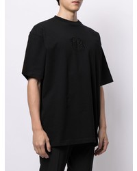 schwarzes besticktes T-Shirt mit einem Rundhalsausschnitt von Balenciaga