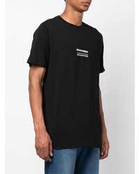 schwarzes besticktes T-Shirt mit einem Rundhalsausschnitt von Maharishi