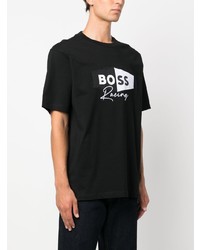 schwarzes besticktes T-Shirt mit einem Rundhalsausschnitt von BOSS