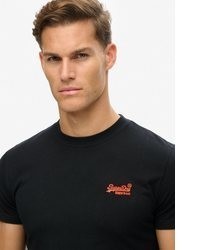 schwarzes besticktes T-Shirt mit einem Rundhalsausschnitt von Superdry