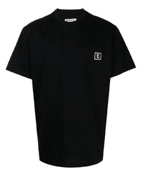 schwarzes besticktes T-Shirt mit einem Rundhalsausschnitt von Wooyoungmi
