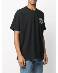 schwarzes besticktes T-Shirt mit einem Rundhalsausschnitt von Levi's