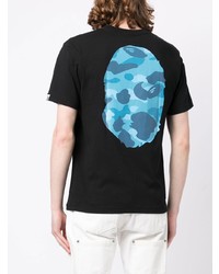 schwarzes Camouflage T-Shirt mit einem Rundhalsausschnitt von A Bathing Ape