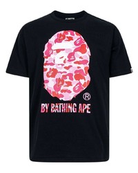 schwarzes Camouflage T-Shirt mit einem Rundhalsausschnitt von A Bathing Ape