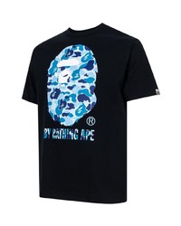 schwarzes Camouflage T-Shirt mit einem Rundhalsausschnitt von A Bathing Ape