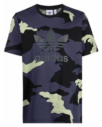 schwarzes Camouflage T-Shirt mit einem Rundhalsausschnitt von adidas