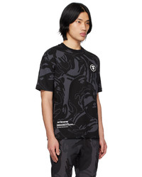 schwarzes Camouflage T-Shirt mit einem Rundhalsausschnitt von AAPE BY A BATHING APE