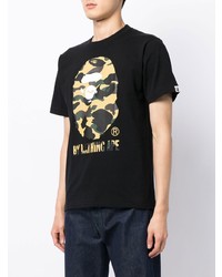 schwarzes Camouflage T-Shirt mit einem Rundhalsausschnitt von A Bathing Ape