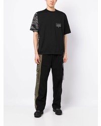 schwarzes Camouflage T-Shirt mit einem Rundhalsausschnitt von Mastermind World