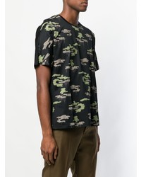 schwarzes Camouflage T-Shirt mit einem Rundhalsausschnitt von Emporio Armani