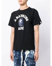 schwarzes Camouflage T-Shirt mit einem Rundhalsausschnitt von A Bathing Ape