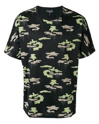 schwarzes Camouflage T-Shirt mit einem Rundhalsausschnitt von Emporio Armani