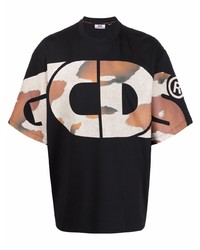 schwarzes Camouflage T-Shirt mit einem Rundhalsausschnitt von Gcds