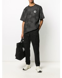 schwarzes Camouflage T-Shirt mit einem Rundhalsausschnitt von White Mountaineering