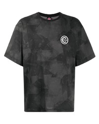 schwarzes Camouflage T-Shirt mit einem Rundhalsausschnitt von White Mountaineering