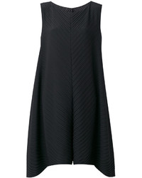 schwarzes Kleid mit Falten von Issey Miyake