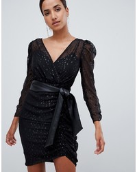 schwarzes figurbetontes Kleid von Forever New
