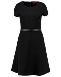 schwarzes Freizeitkleid von Hugo Boss